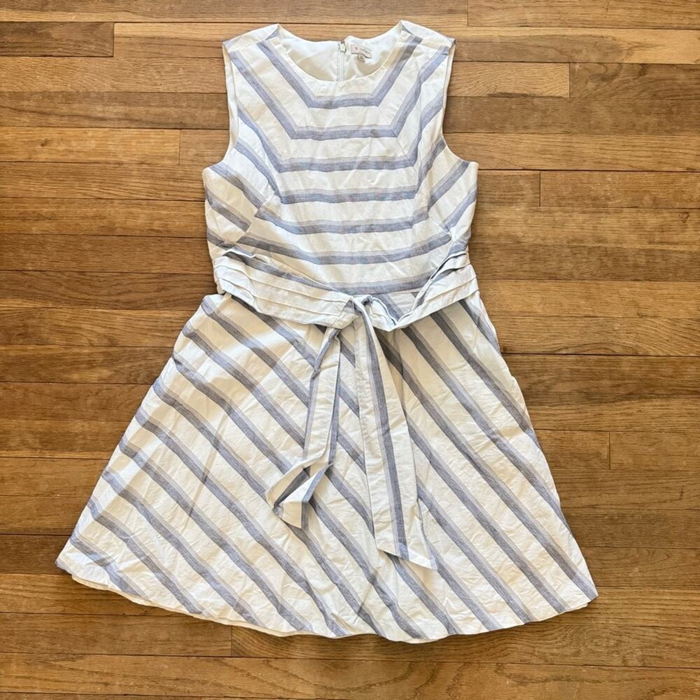 Cremieux blue white sleeveless knee length a-line dress size 12
b20